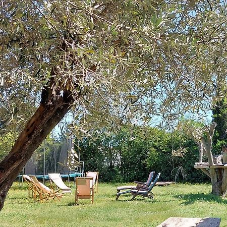 L'Esperluette En Camargue Panzió Uchaud Kültér fotó
